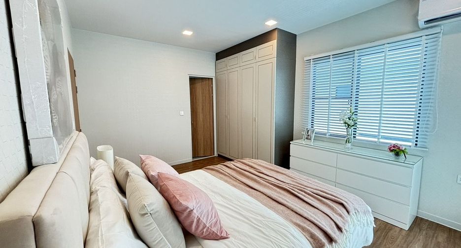 For rent 4 bedrooms house in Bang Phli, Samut Prakan