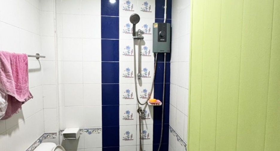 For sale 2 bedrooms townhouse in Bang Bo, Samut Prakan