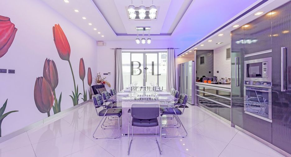 À louer et à vendre 4 chambres maison à Pratumnak, Pattaya