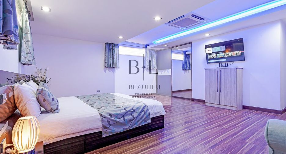 À louer et à vendre 4 chambres maison à Pratumnak, Pattaya