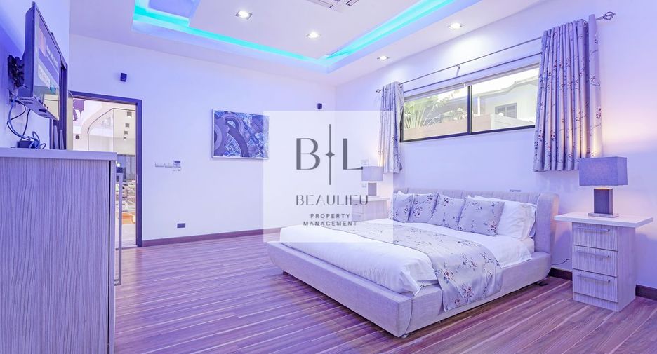 À louer et à vendre 4 chambres maison à Pratumnak, Pattaya