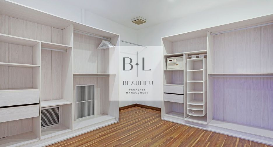 À louer et à vendre 4 chambres maison à Pratumnak, Pattaya