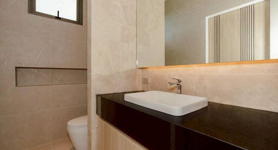 For rent 3 bedrooms villa in Mueang Phuket, Phuket