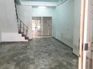 Reihenhaus zum Kauf mit 4 Zimmer in Thung Khru, Bangkok