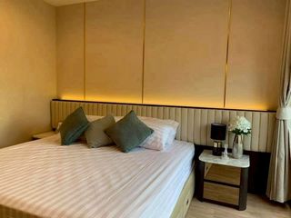Condo en alquiler de 2 habitaciones en Pathum Wan, Bangkok