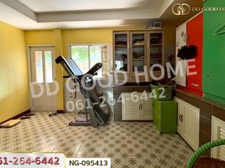 À vendre 3 chambres maison à Krathum Baen, Samut Sakhon