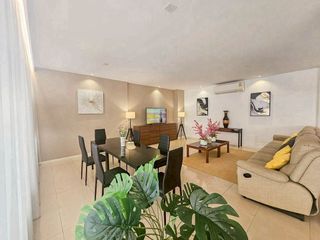 For rent 4 bedrooms townhouse in Yan Nawa, Bangkok