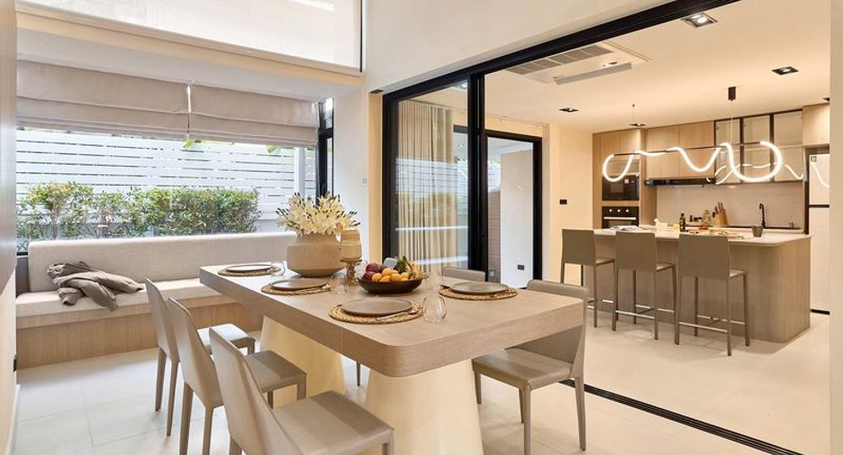 For sale 4 bedrooms house in Hang Dong, Chiang Mai
