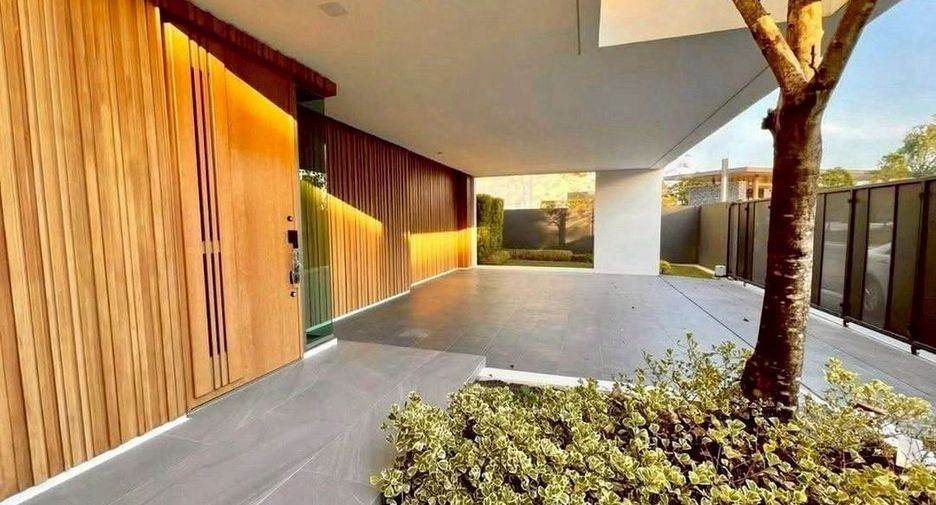 For rent 3 bedrooms house in Saphan Sung, Bangkok