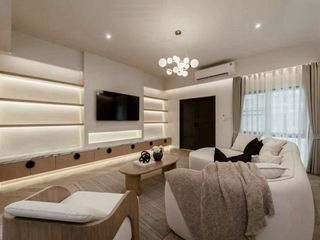 For rent そして for sale 5 ベッドルーム townhouse in Khlong Toei, Bangkok