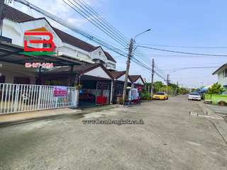 For sale 2 ベッドルーム house in Khlong Sam Wa, Bangkok