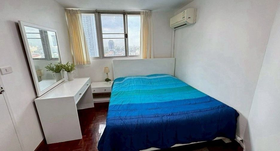 For sale 2 bedrooms condo in Watthana, Bangkok