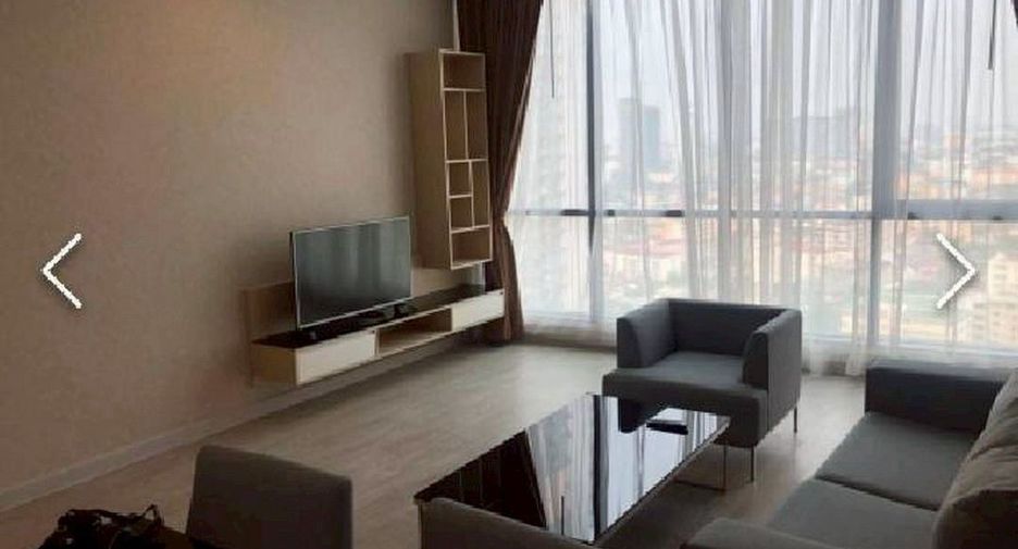 For rent 2 bedrooms condo in Watthana, Bangkok