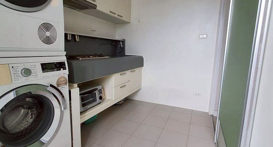 For sale 2 bedrooms condo in Sathon, Bangkok