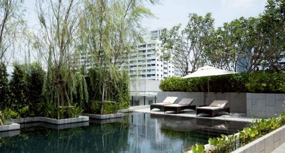 For rent 2 bedrooms condo in Watthana, Bangkok