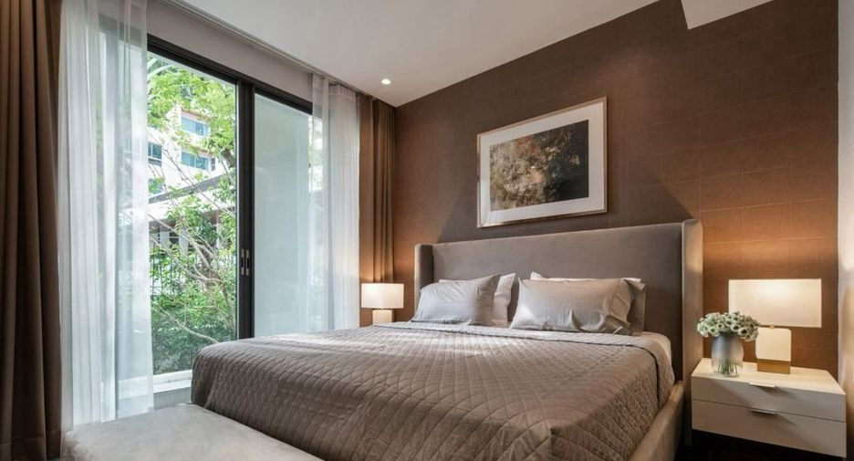 For rent 3 bedrooms condo in Watthana, Bangkok