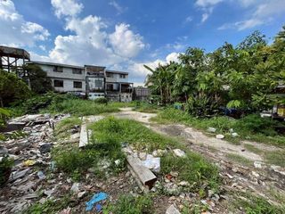 出售 土地 在 Khlong Toei, 曼谷