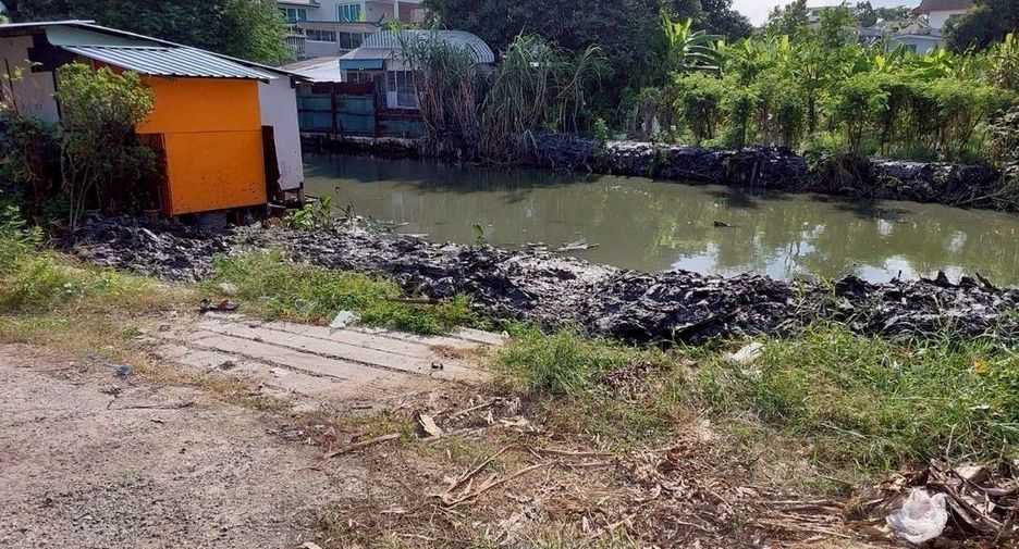 For sale land in Khlong Toei, Bangkok