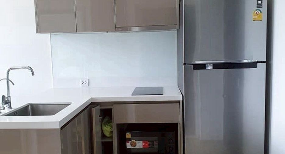 For rent 1 bed condo in Phra Khanong, Bangkok