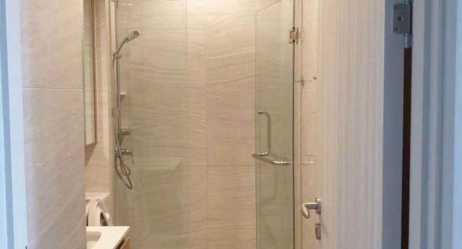 For rent 1 bed condo in Phra Khanong, Bangkok