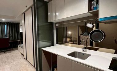 Wohnung zum Kauf mit 1 Zimmer in Khlong San, Bangkok