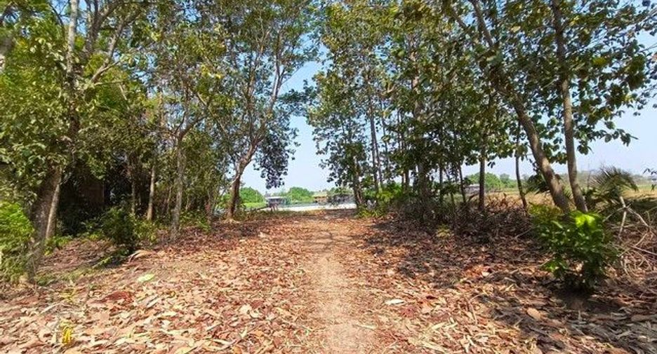 出售 土地 在 Pak Kret, Nonthaburi
