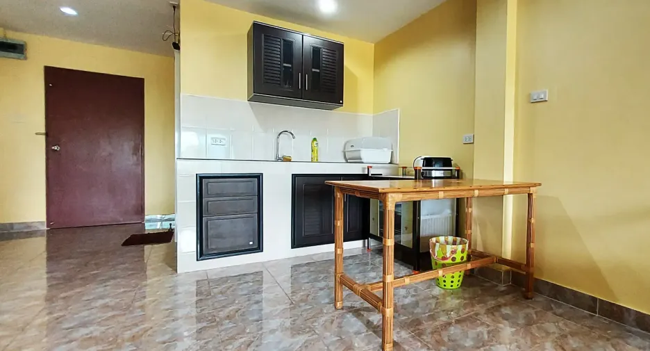 For sale 1 bed condo in Mueang Rayong, Rayong