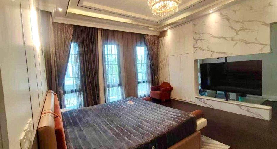 Casa en venta de 4 habitaciones en Suan Luang, Bangkok