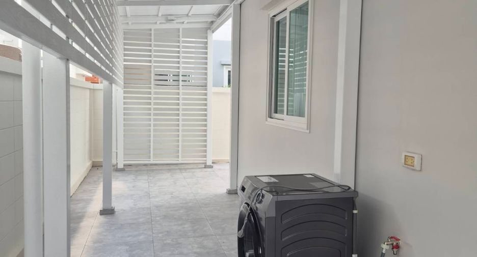For rent 4 bedrooms house in Mae Rim, Chiang Mai