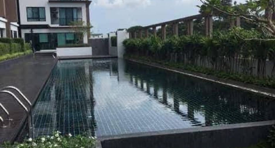 Condo en venta de 2 habitaciones en Si Racha, Chonburi