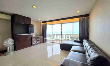 For rent 3 bedrooms condo in North Pattaya, Pattaya