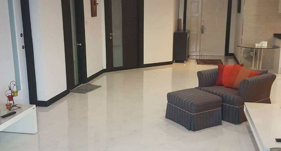 À louer 2 chambres condo à Watthana, Bangkok
