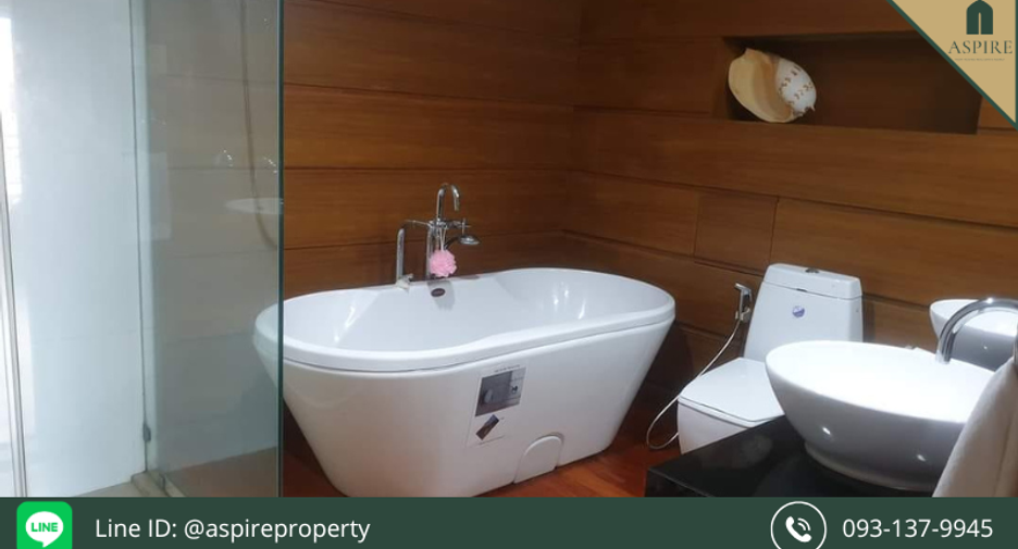 For sale 2 bedrooms condo in Watthana, Bangkok