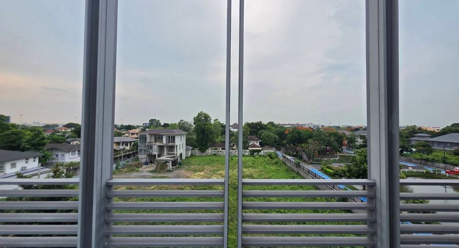 À vendre 4 chambres maison à Bang Kapi, Bangkok