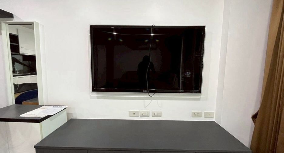 For sale 1 bed condo in Watthana, Bangkok