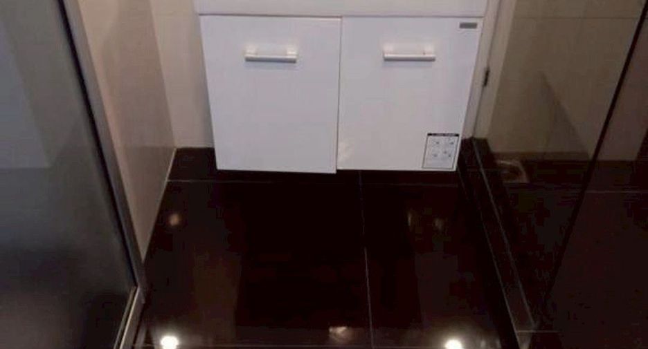 For sale 2 bedrooms condo in Sathon, Bangkok