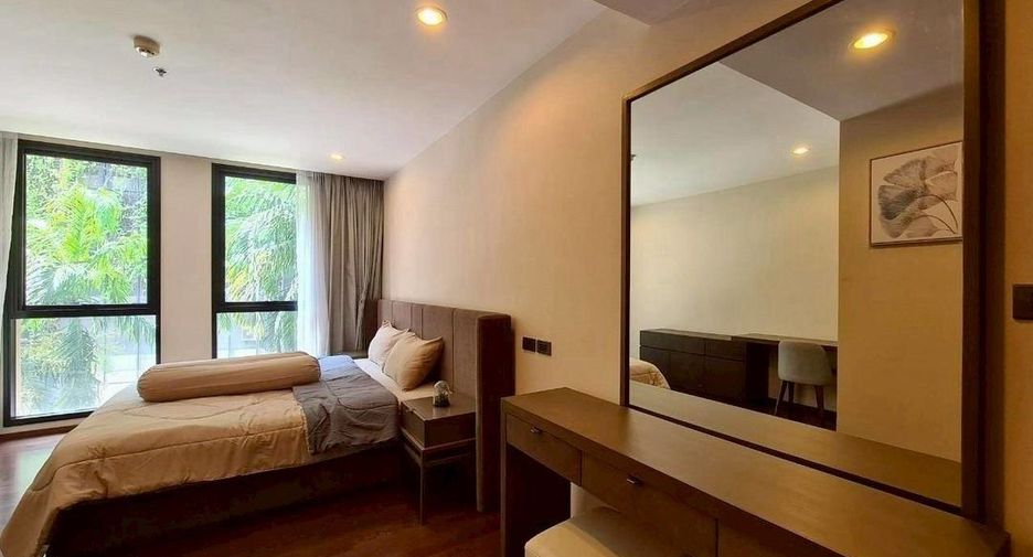 For rent 2 bedrooms condo in Sathon, Bangkok