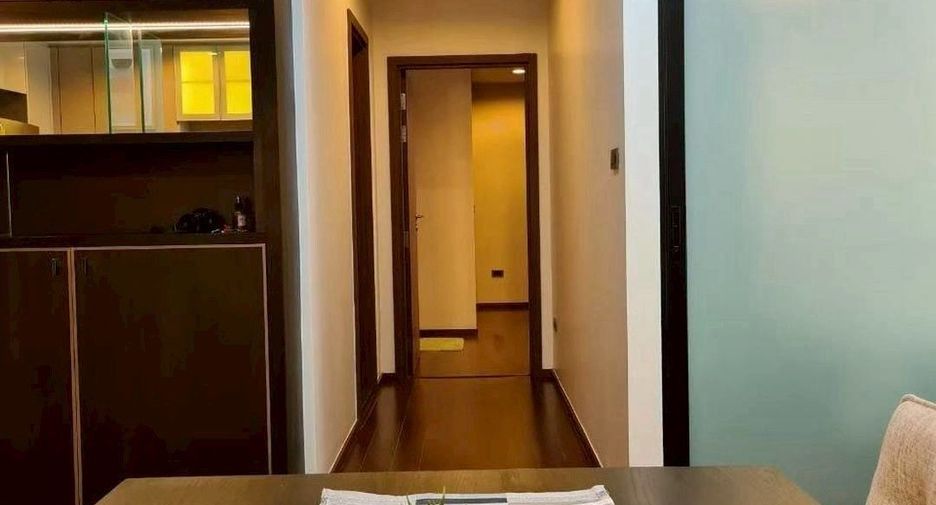 For rent 2 bedrooms condo in Sathon, Bangkok
