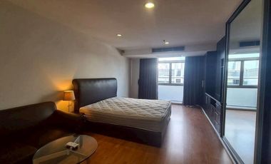 Condo en alquiler de 2 habitaciones en Khlong Toei, Bangkok
