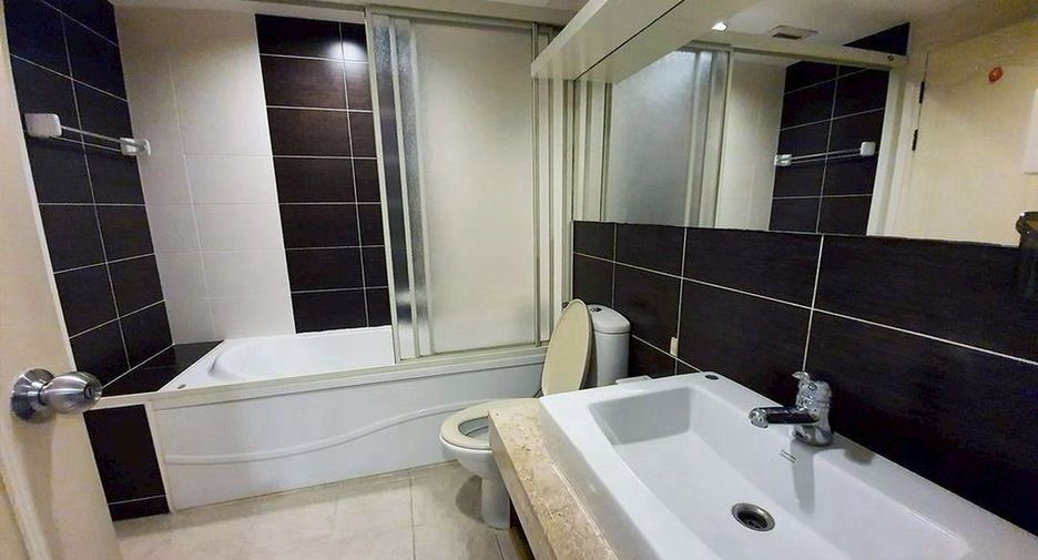 À louer 1 chambre condo à Watthana, Bangkok