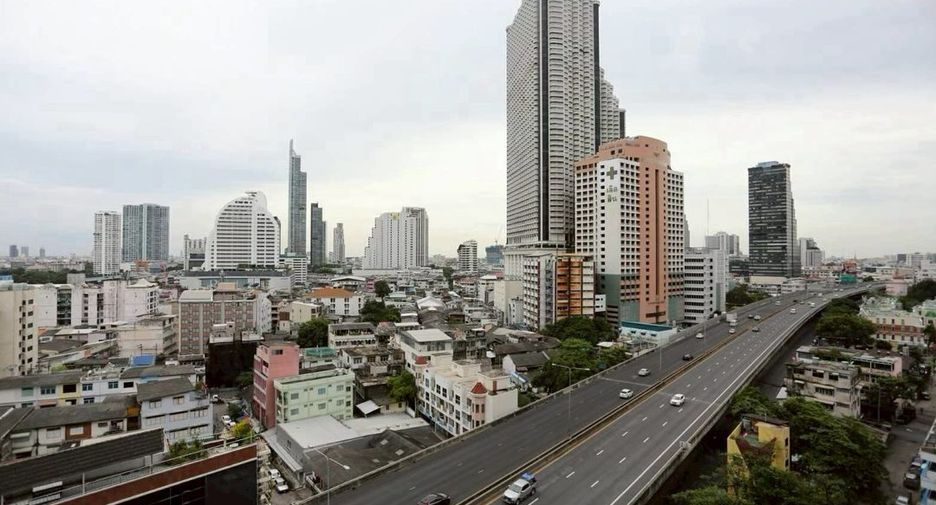 For rent and for sale 2 bedrooms condo in Khlong Toei, Bangkok