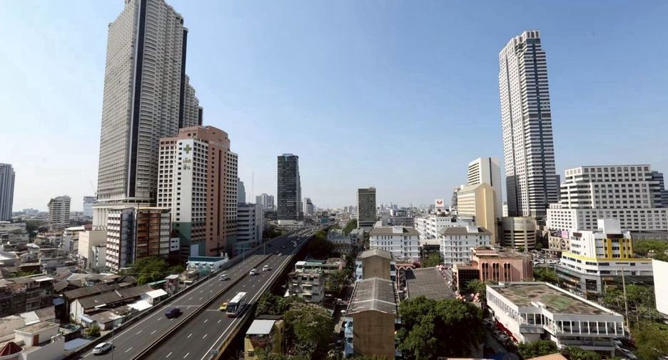 For rent and for sale 2 bedrooms condo in Khlong Toei, Bangkok