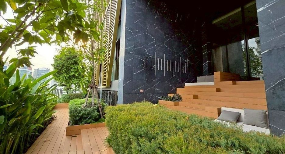 For rent 2 bedrooms condo in Watthana, Bangkok