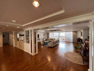 For rent 4 bedrooms condo in Watthana, Bangkok