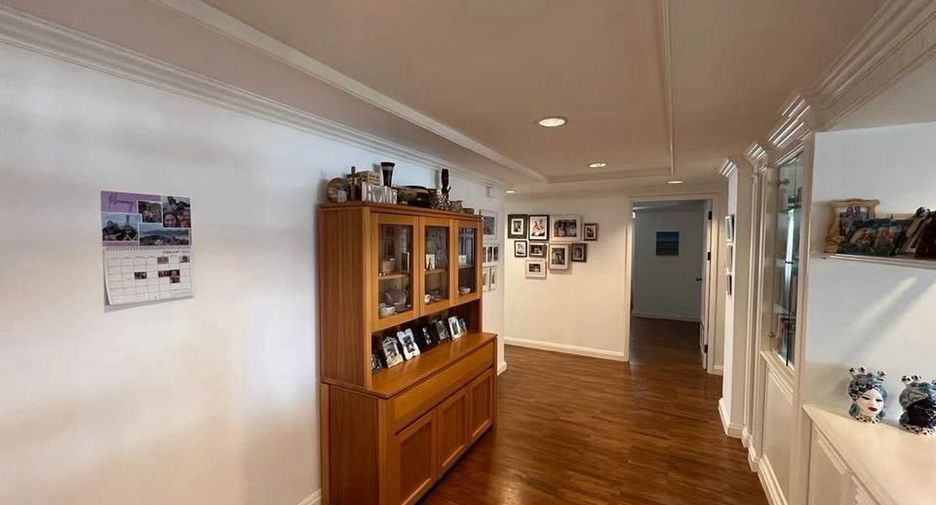 Wohnung zur Miete mit 4 Zimmer in Watthana, Bangkok