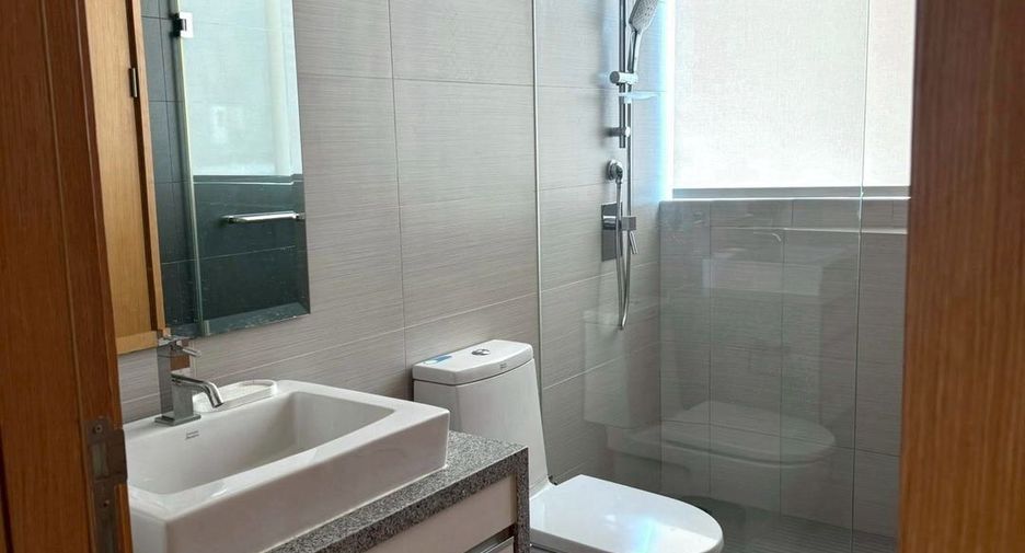 Wohnung zur Miete und zum Kauf mit 3 Zimmer in Khlong Toei, Bangkok