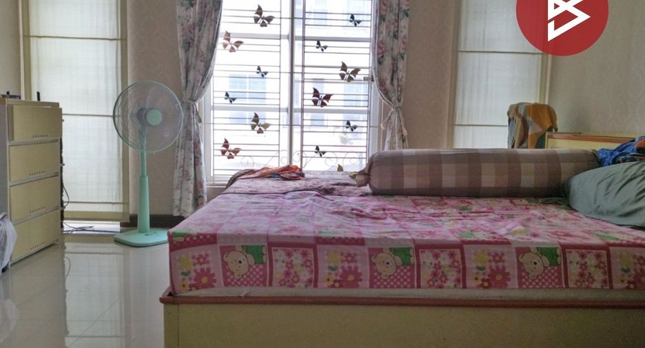 Reihenhaus zum Kauf mit 3 Zimmer in Bang Bon, Bangkok