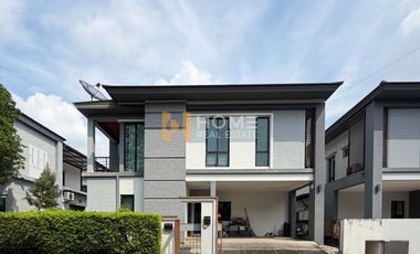 For sale 3 bedrooms house in Phasi Charoen, Bangkok