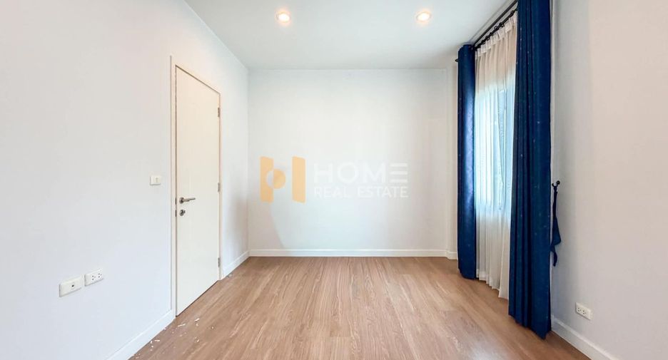 For sale 3 bedrooms house in Phasi Charoen, Bangkok