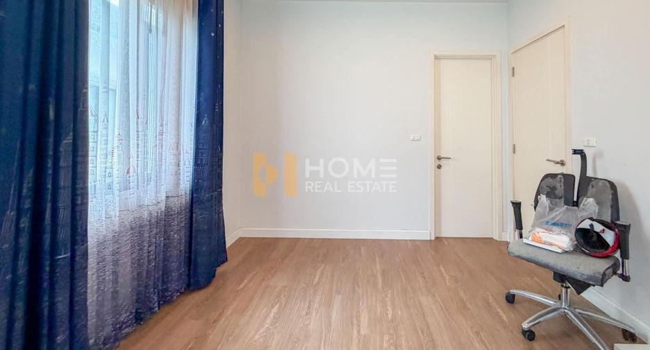 For sale 3 bedrooms house in Phasi Charoen, Bangkok